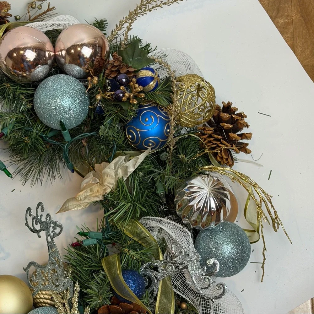 Festive Holiday Wreath with Gold and Silver Accents